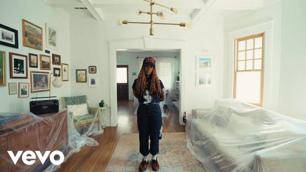 Jackie Hill Perry – I Ain’t Worried